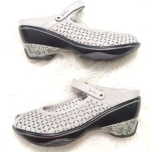 Jambu Cool Water Journey Encore Sport Sand…